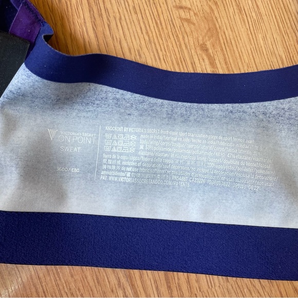 Victoria’s Secret Knockout Sports Bra - Picture 13 of 14